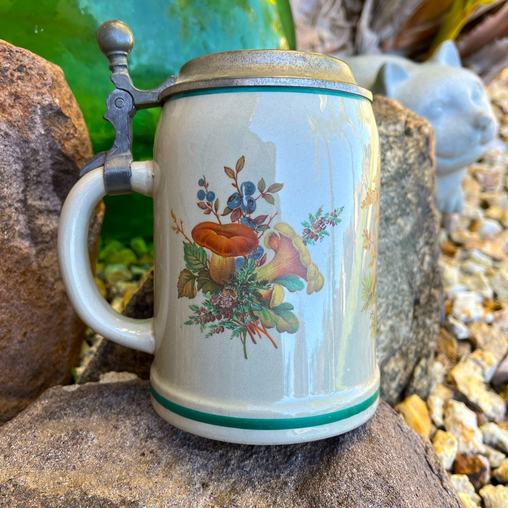 Oktoberfest Wick Werke Western Germany Woodland Mushroom Boar Floral Beer Stein